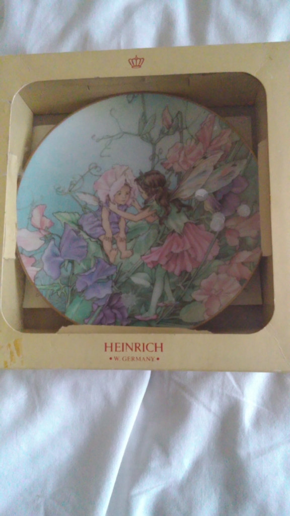 HEINRICH 'THE SWEET PEA FAIRY' COLLECTABLE PLATE
