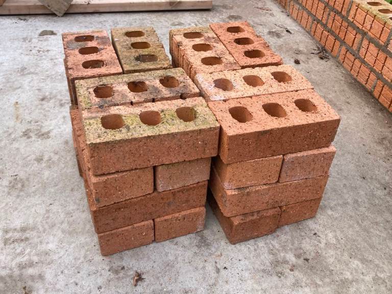 32 Bricks for Garden or Building – Good Condition