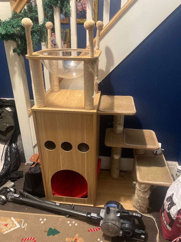 image for Cat tower play stand 