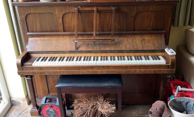 Piano Spencer London *Free*