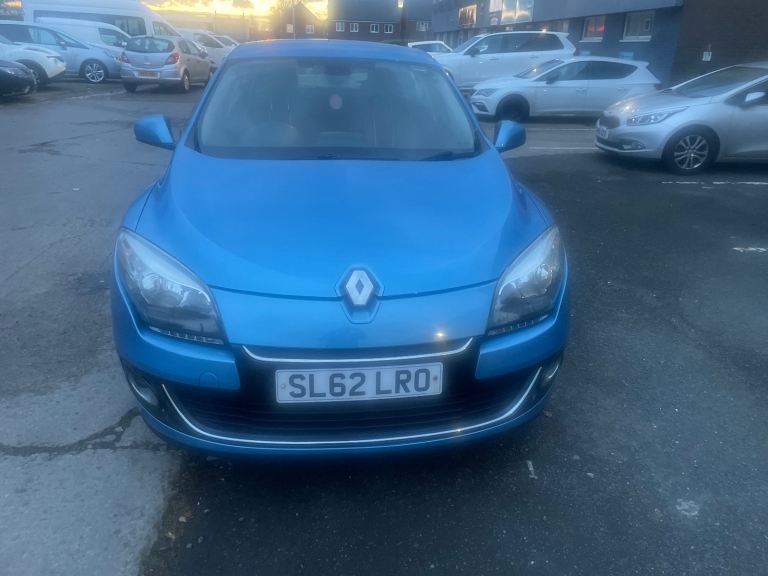 Renault, MEGANE, Hatchback, 2012, Manual, 1598 (cc), 5 doors