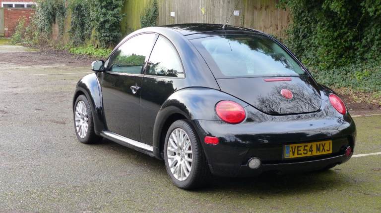 Black Volkswagen, BEETLE, Hatchback, 2005, Manual, 2324 (cc), 3 doors