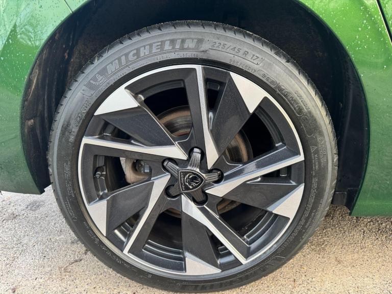 2022 Peugeot 308 1.5 BlueHDi Allure Premium 5dr EAT8 HATCHBACK DIESEL Automatic