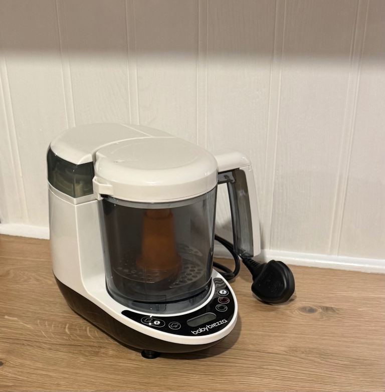 Baby Brezza One-Step Baby Food Maker & Blender