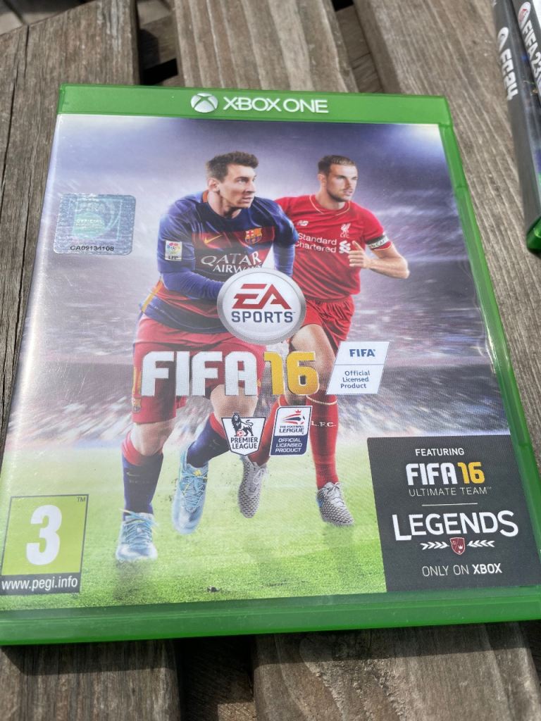 FIFA 16 for Xbox One – Good Condition