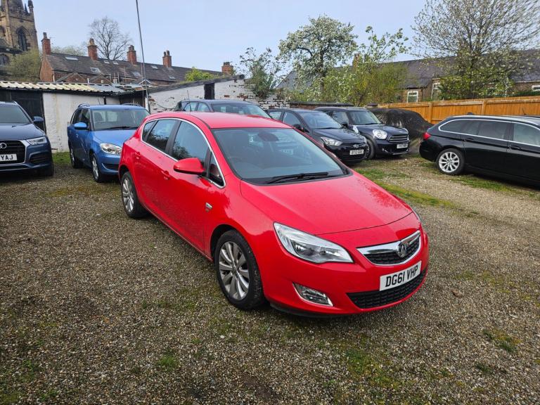 2011 Vauxhall Astra 1.6i 16V SE 5dr Auto HATCHBACK Petrol Automatic