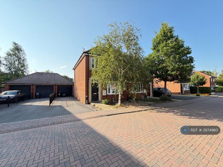 3 bedroom house in Wheatcroft Way, Swindon, SN1 (3 bed) (#2974960)