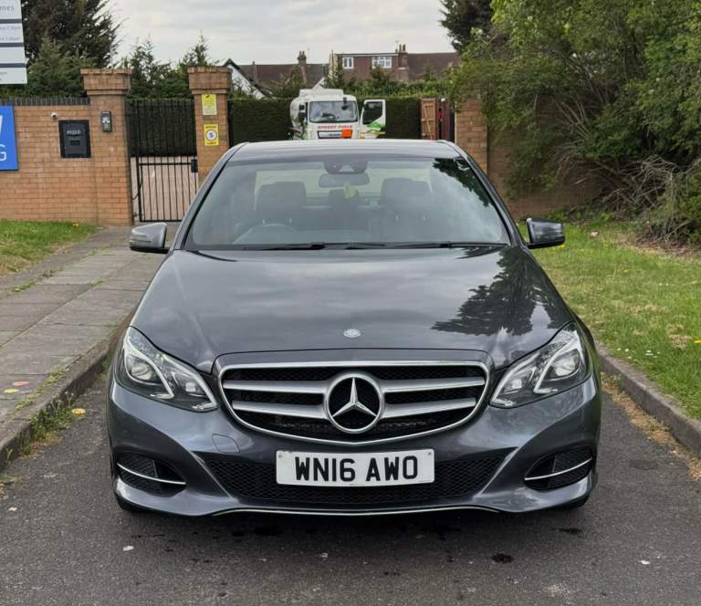 2016 Mercedes-Benz E CLASS