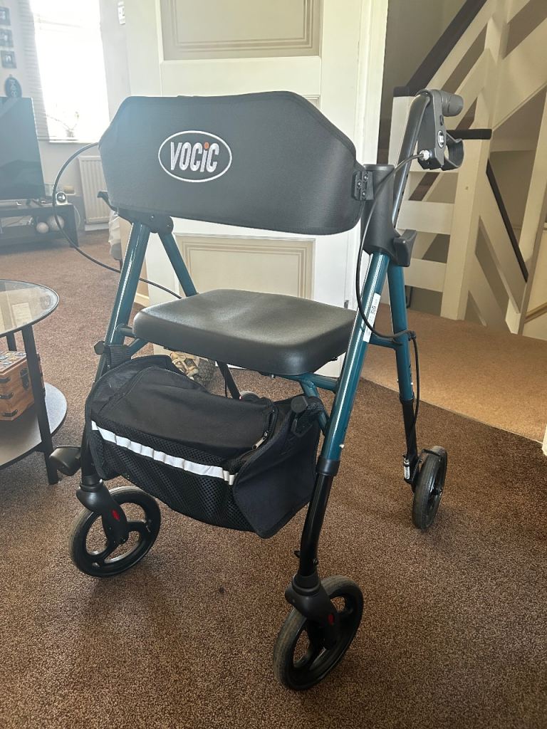 VOCIC Rollator Mobility Walker with Seat and Bag – Good Condition