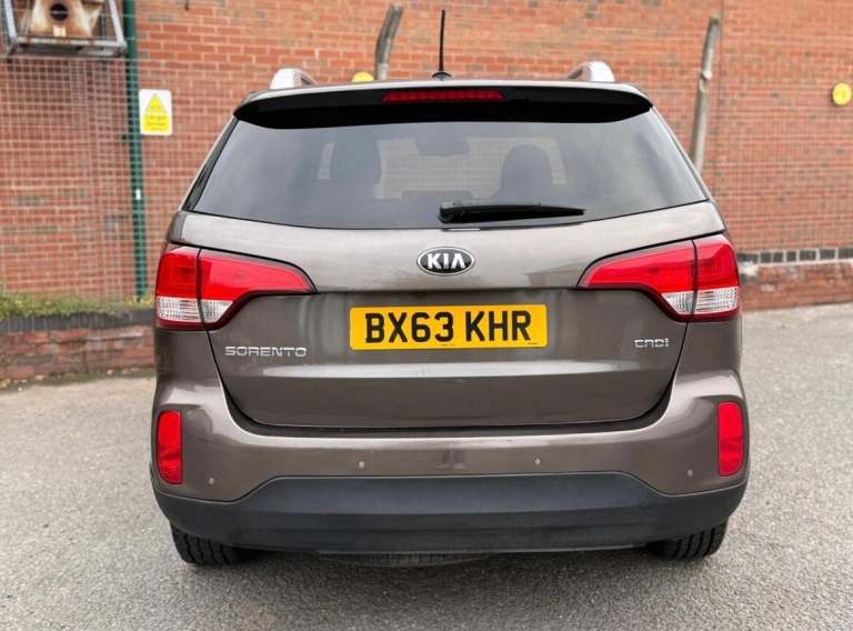 2013 Kia Sorento 2.2 CRDi KX-2 5dr Auto [Sat Nav] ESTATE DIESEL Automatic
