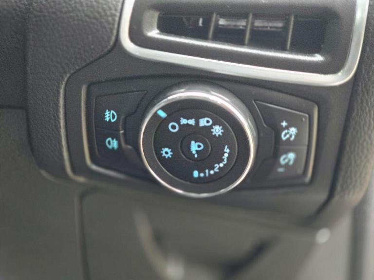 2013 Ford Focus 1.6 Titanium Powershift Euro 5 5dr ESTATE Petrol Automatic