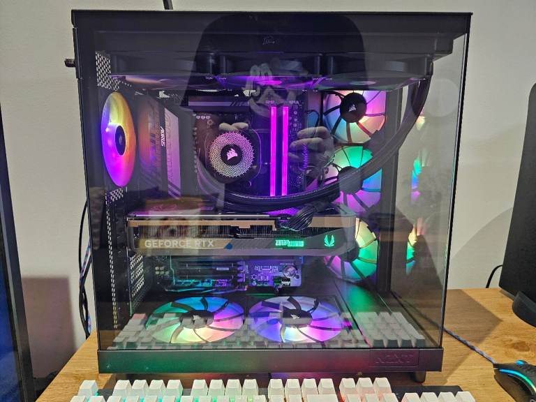 HIGH END GAMING PC NVIDIA RTX 5080 16GB / AMD RYZEN 7 9800X3D / 32GB ...