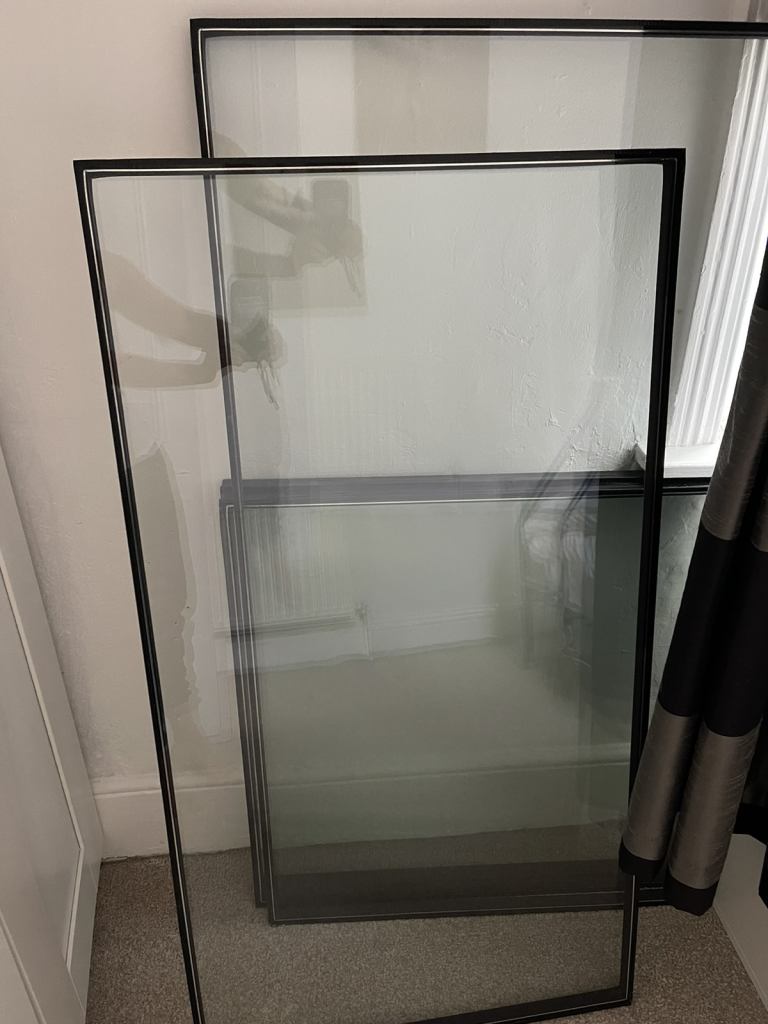 Double glazed window panels 