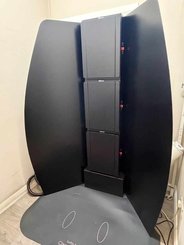 Turbo Twister Tower Extraction Booth, Triple Unit