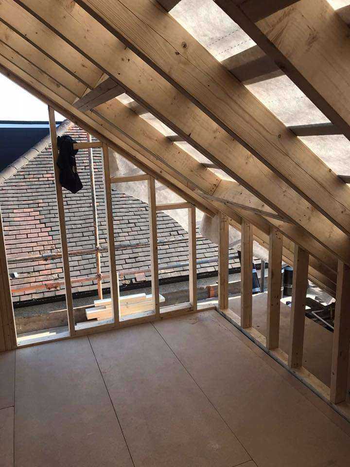 Joiner carpenter handy man