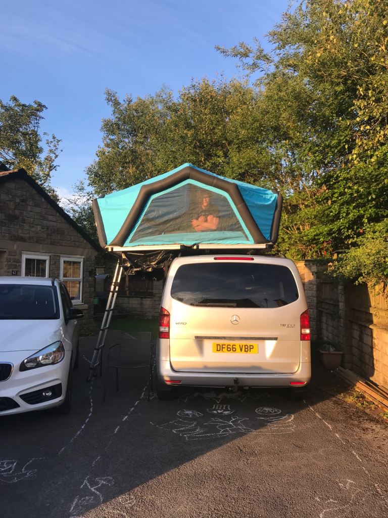 Roof tent 