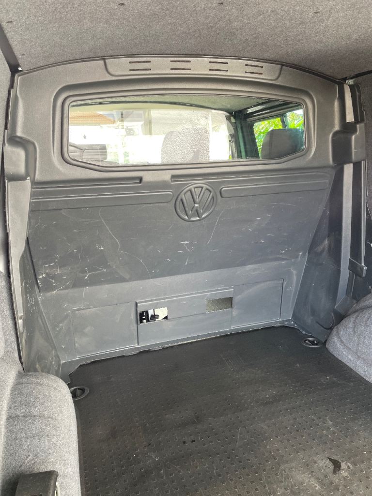 Volkswagen Transporter glazed bulkhead