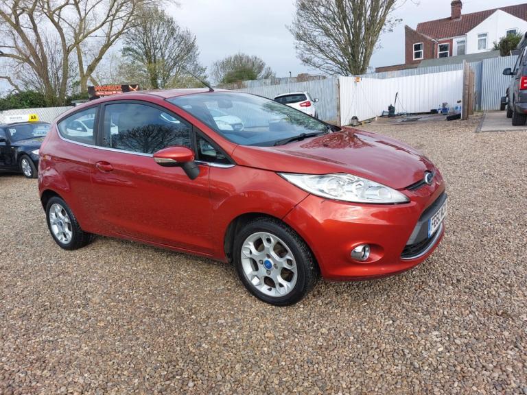 FORD FIESTA 1.6 TDCi Zetec 2010