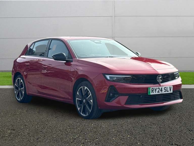 2024 Vauxhall N/A 115kW Design 54kWh 5dr Auto Hatchback N/A Automatic