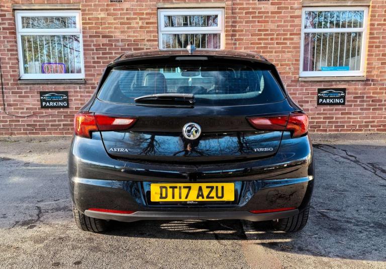 2017 Vauxhall Astra 1.4 Astra Elite Nav T 5dr - Full Service History - High Spec! Hatchback Petro...