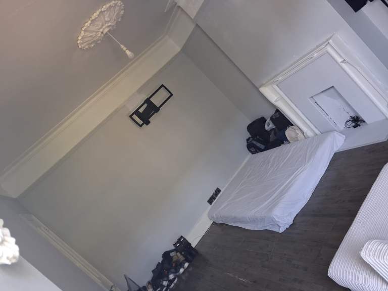 Large Double room available 30th May -Thornton Heath