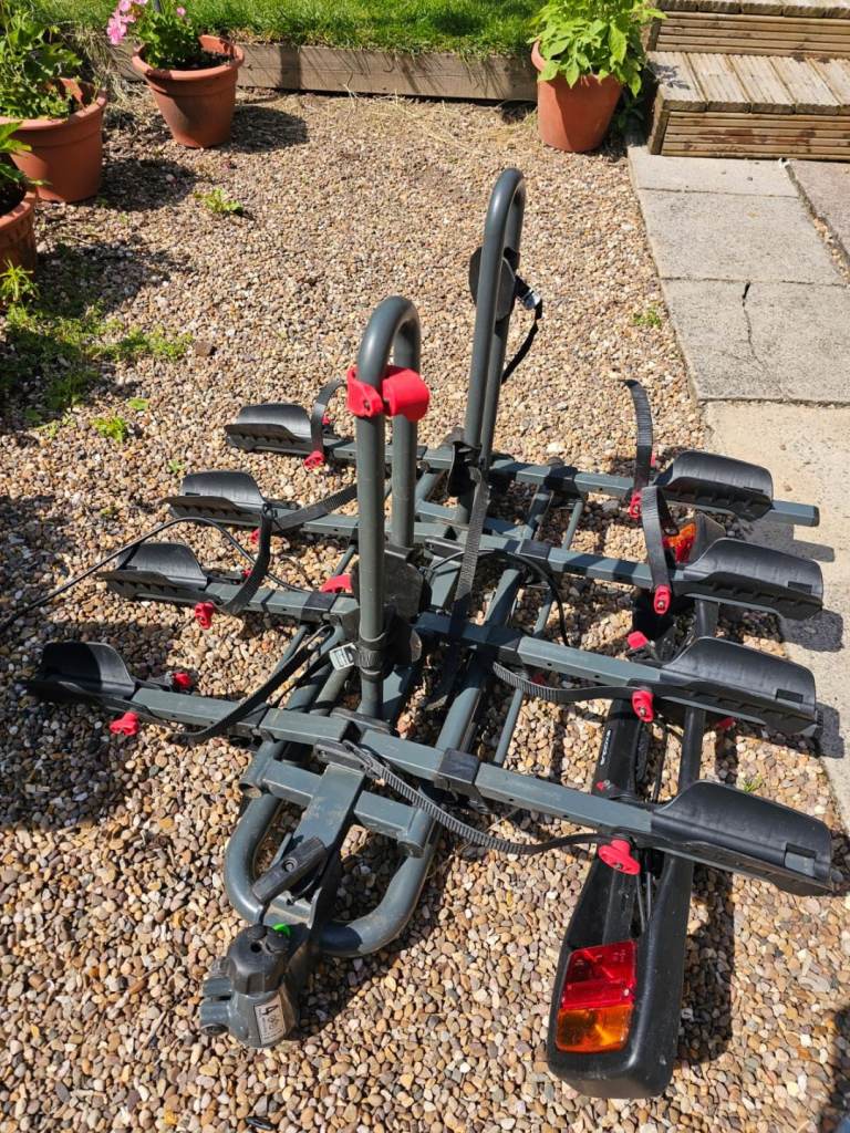 Halfords advanced 4 bike towbar mounted bike rack