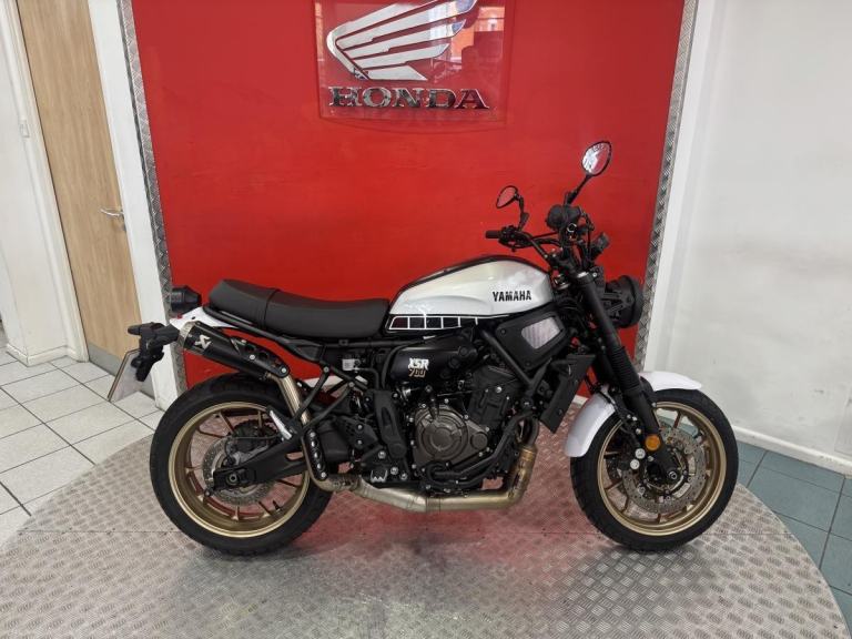 2024 '24' Yamaha XSR700 