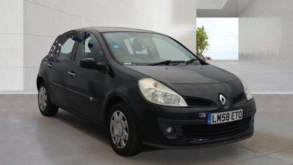Renault clio 2009 1.6 automatic