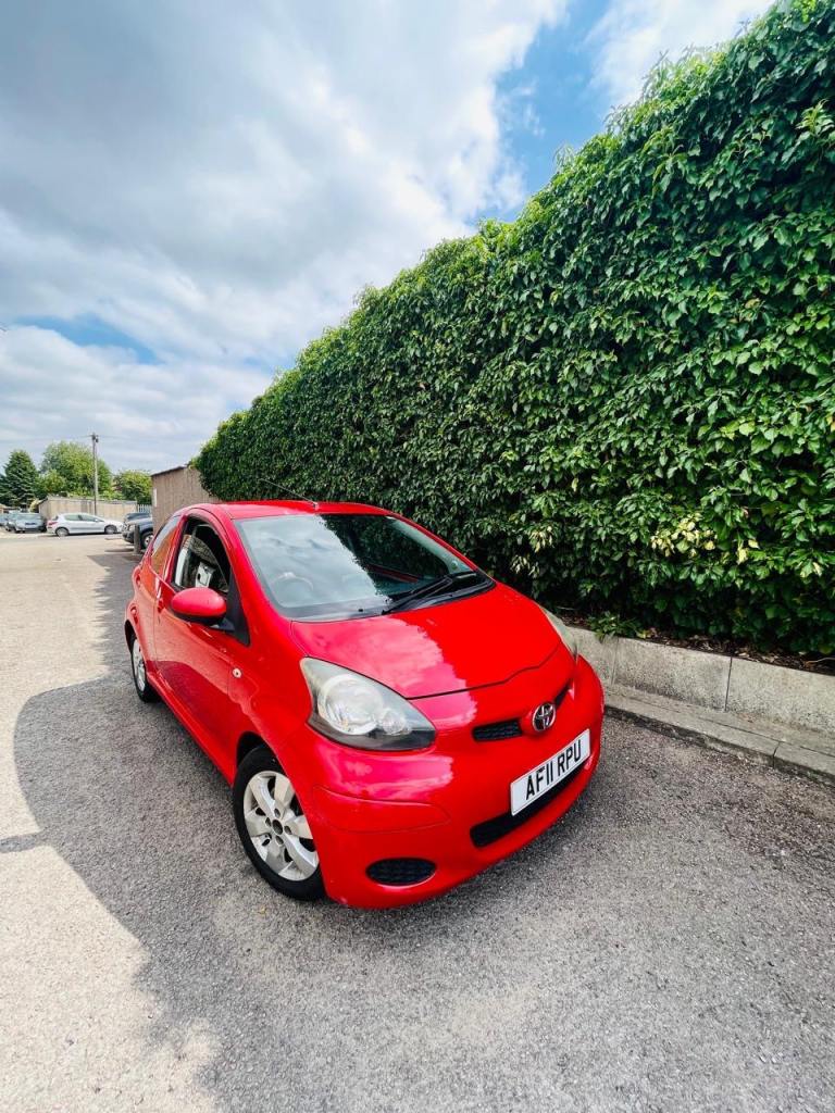 Toyota, AYGO, Hatchback, 2011, Manual, 998 (cc), 3 doors