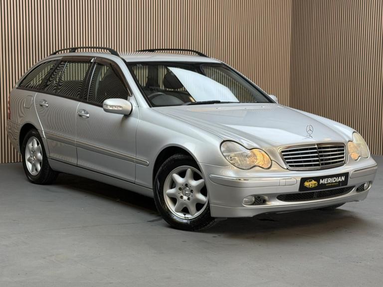 2004 Mercedes-Benz C Class 1.8 C200 Kompressor Elegance Estate 5dr Petrol Automatic Estate Petrol...