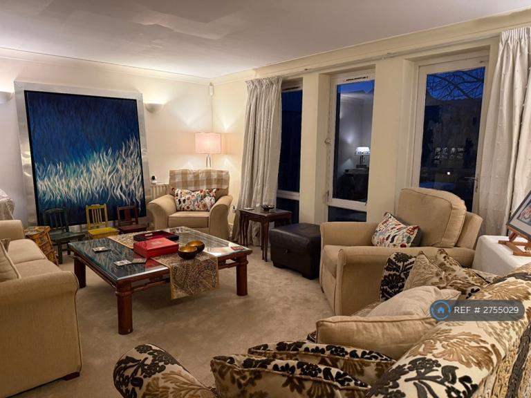 6 bedroom house in Bagleys Lane, London, SW6 (6 bed) (#2755029)