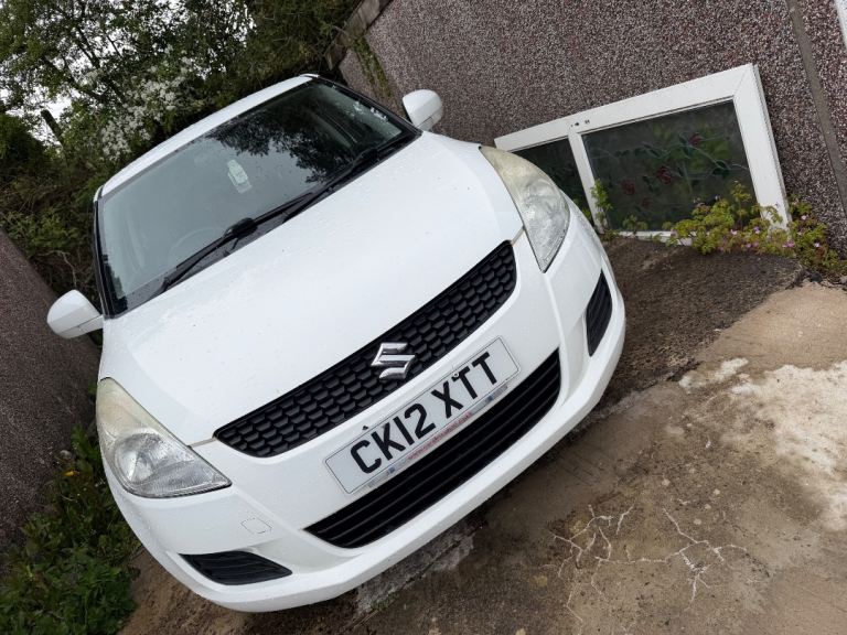 Suzuki, SWIFT, Hatchback, 2012, Manual, 1242 (cc), 5 doors