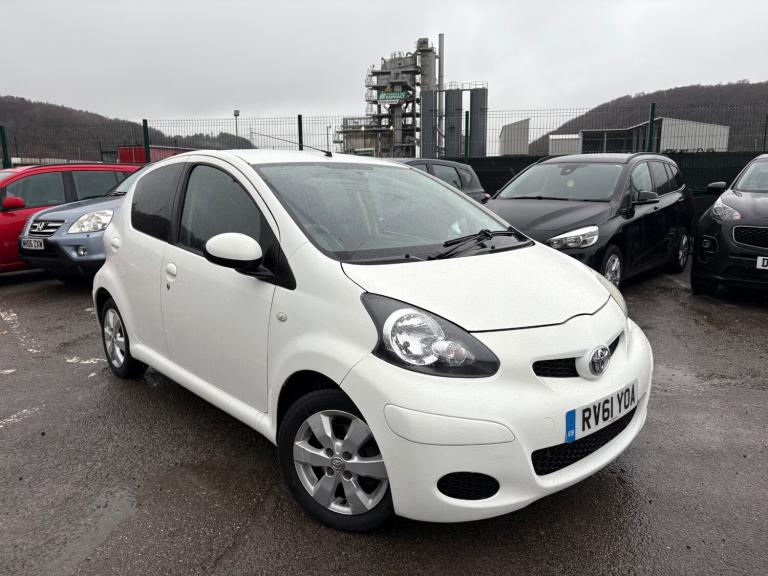 2011 Toyota AYGO 1.0 VVT-i  AUTOMATIC - - Loads of recites and bills -  HATCHBACK Petrol Automatic