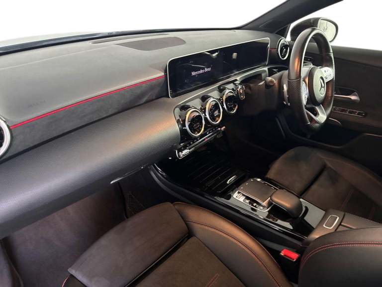 2019 Mercedes-Benz A-Class A180d AMG Line Executive 5dr Auto HATCHBACK DIESEL Automatic