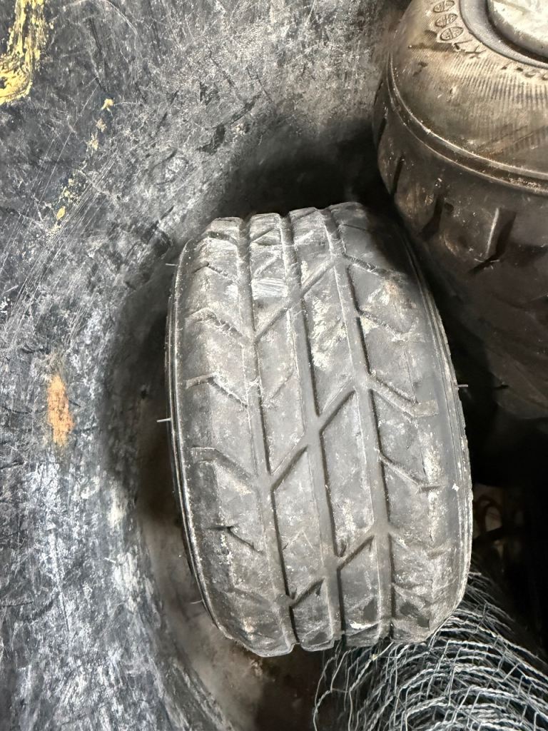 Karting wheels / tyres 