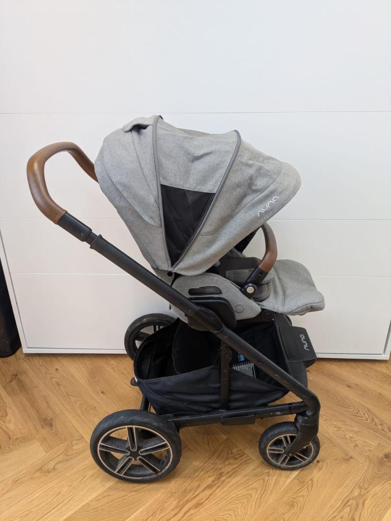 Nuna Mixx Next Isofix travel system (minus car seat), stroller, carrycot and accessories
