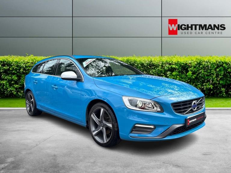 VOLVO V60 1.6 R-Design D2 (115hp) 2015
