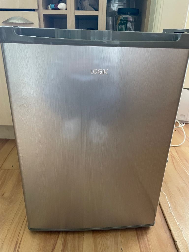 LOGIK LTT68S23 Mini Fridge - Silver