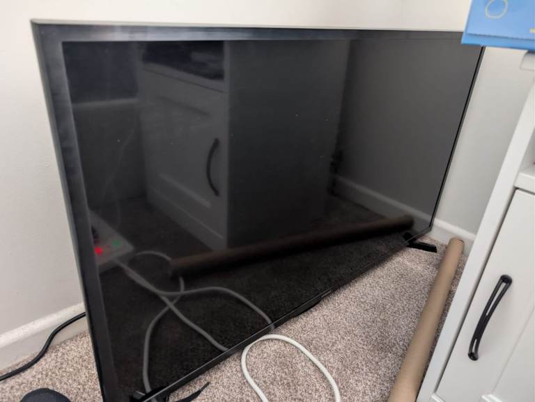 Samsung 40" 1080p Smart TV