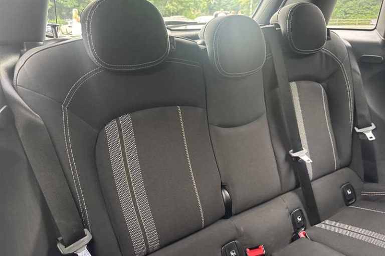 2021 MINI Hatch 1.5 Cooper Sport 5dr HATCHBACK PETROL Manual