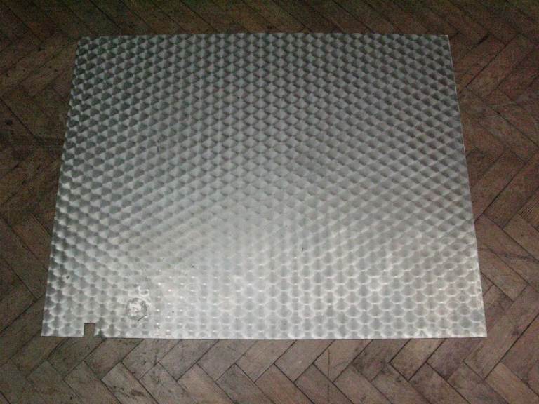 Stainless Steel Sheet ( Circle Polished ) . Size : L=125cm , W=94.5cm , D=2mm