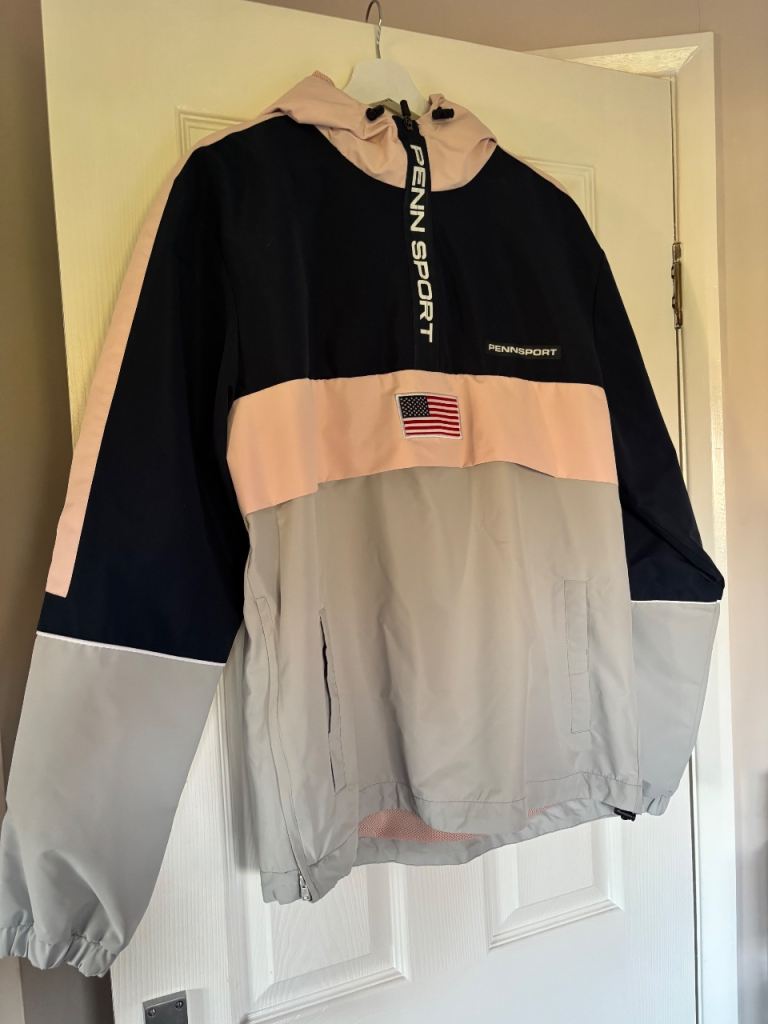 PENN Windcheater with hood - Never worn