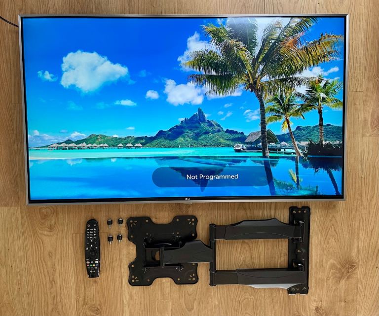 LG 43-inch 4K Smart TV