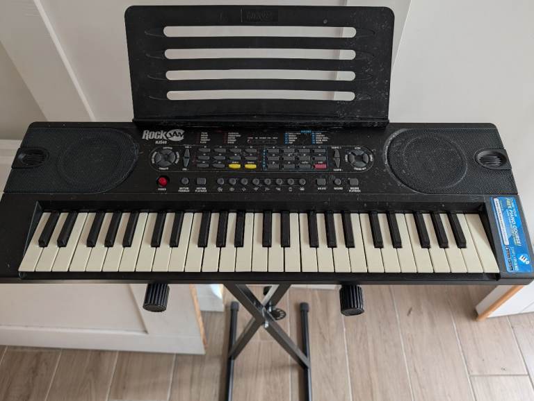 RockJam Electronic Keyboard with Stand – Good Condition