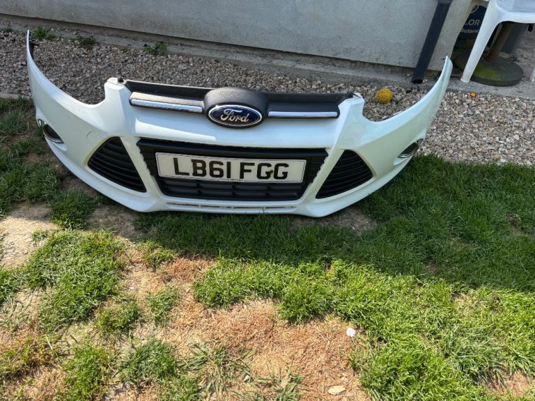 Ford focus front bumper 