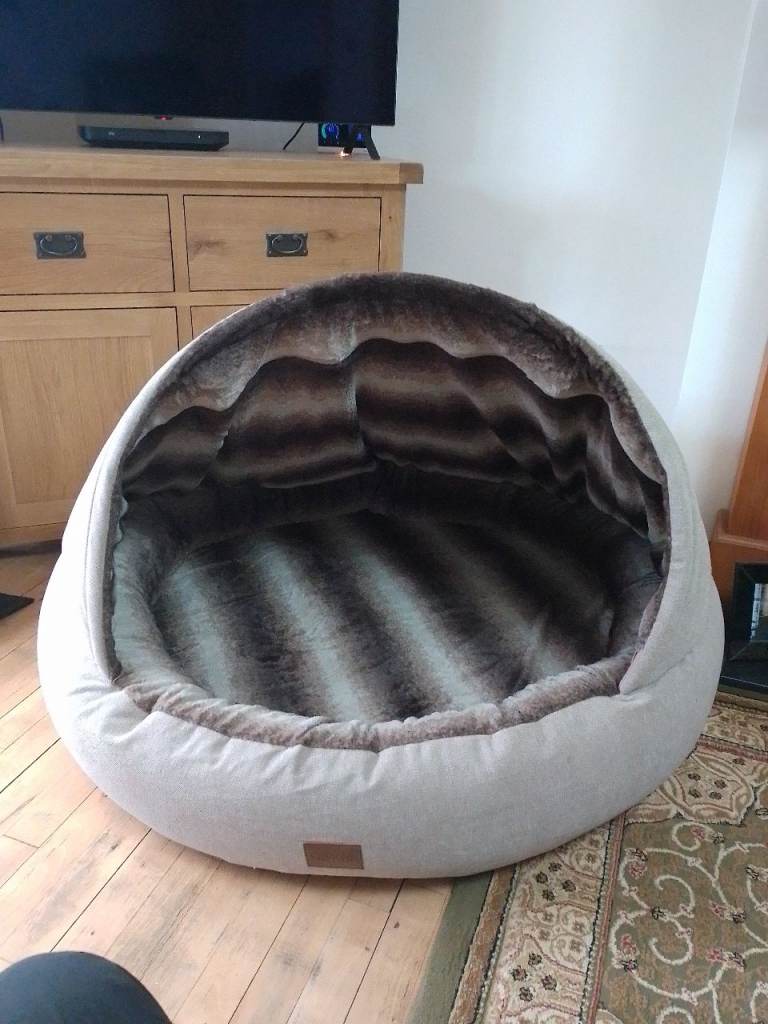Dog bed 