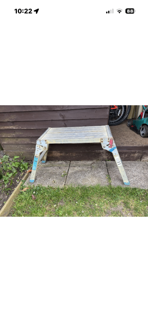 Mac Allister Foldable Work platform ladder