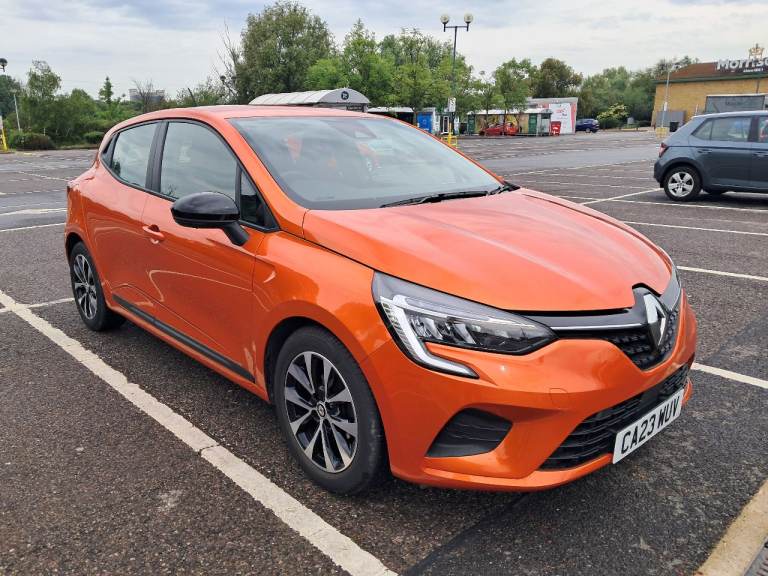 Renault Clio 1.0 TCe Evolution MOT 05.2027