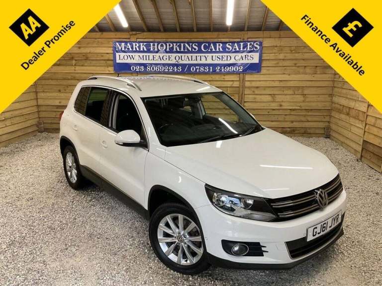 2011 Volkswagen Tiguan 2.0 TDI BlueMotion Tech SE SUV 5dr Diesel Manual 4WD Euro 5 (s/s) (140 ps)...