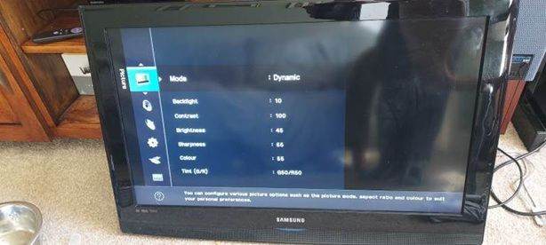 Samsung 32-inch HD TV – Good Working Order.t